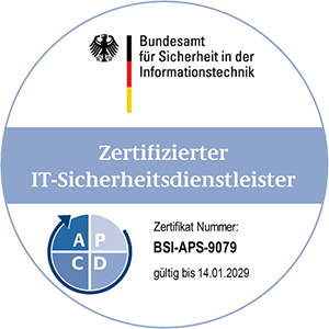 Rundes Siegel des BSI, welches das Zertifikat IT-Sicherheitsdienstleister im Bereich IS-Penetrationstests nachweist.